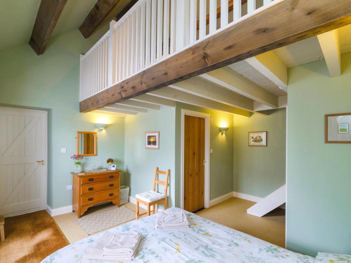 The Byre At High Watch Villa Lanehead Exteriör bild